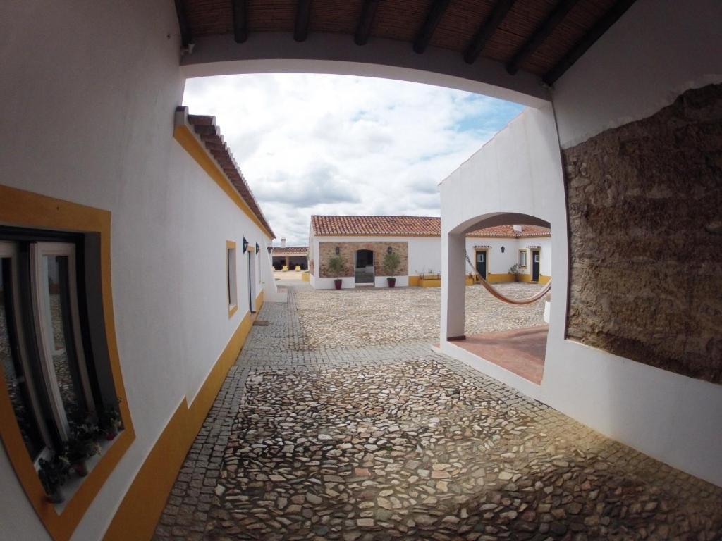 Vila Verde de Ficalho 奥特罗维拉卡萨斯坎普旅馆酒店 外观 照片