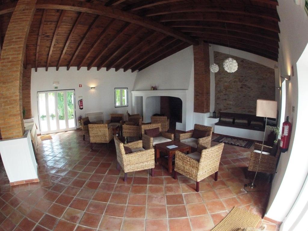 Vila Verde de Ficalho 奥特罗维拉卡萨斯坎普旅馆酒店 外观 照片